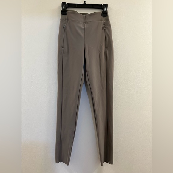 NEW Athleta Stellar Tight Legging W2. - Picture 15 of 16